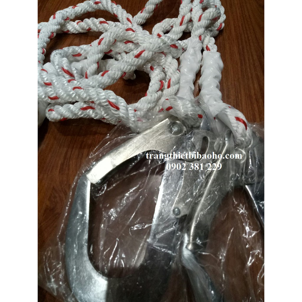 Dây đai an toàn toàn thân polyester 2 móc thép lớn - D066