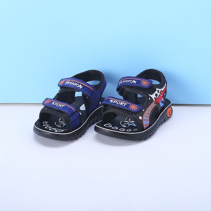 sandal bé trai size 21-31 siêu nhân nhện NEW