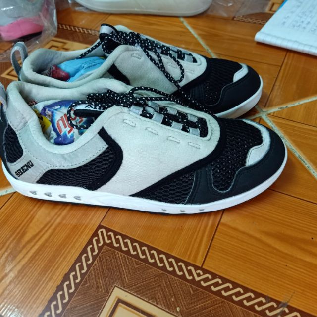 Giay tt 300k/2₫
