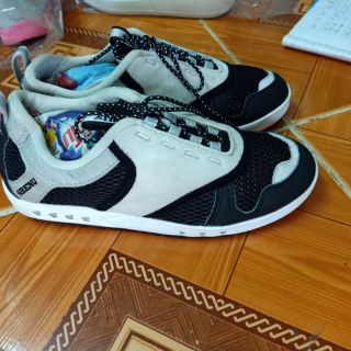 Giay tt 300k/2₫