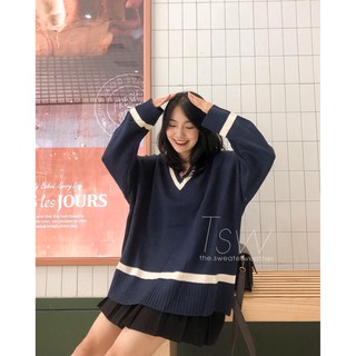 Áo len viền cổ V oversize