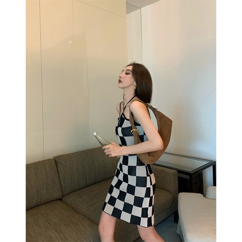 Đầm ôm hai dây kumikumi phong cách Hàn Quốc thời trang gợi cảm cho nữ