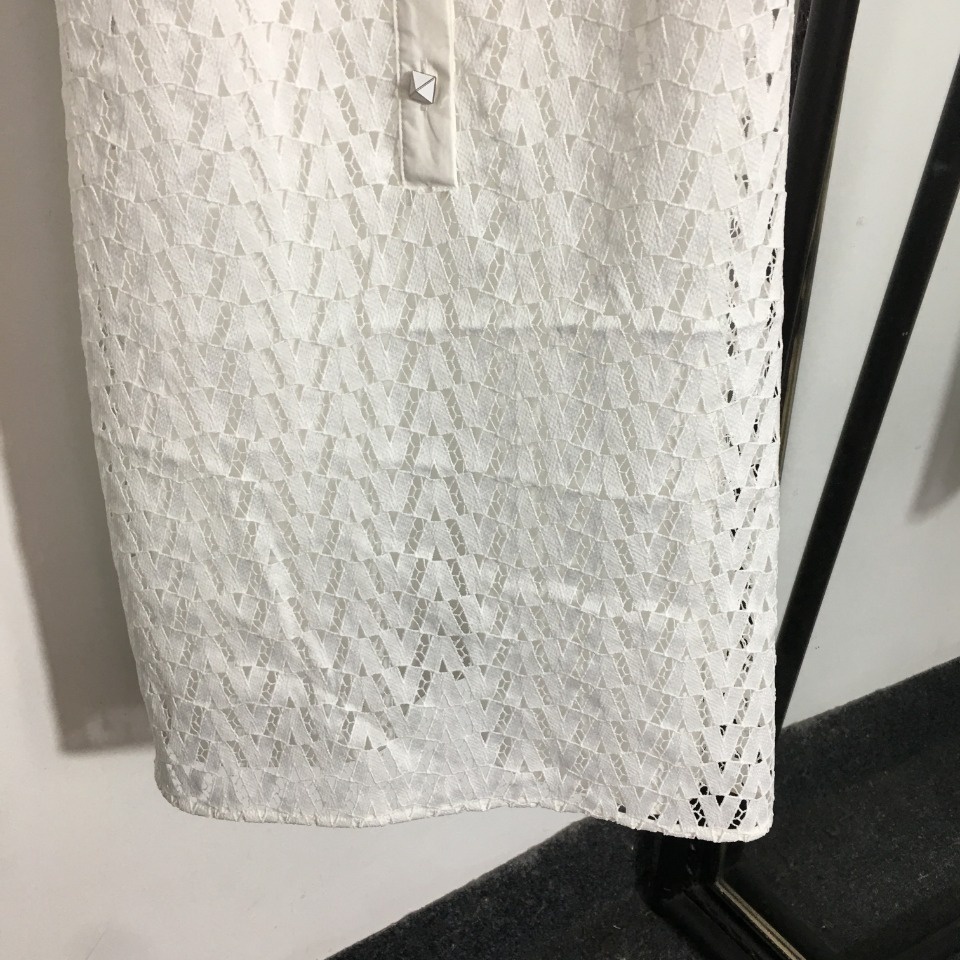 Đầm nữ thời trang cao cấp Valentino phong cách thanh lịch