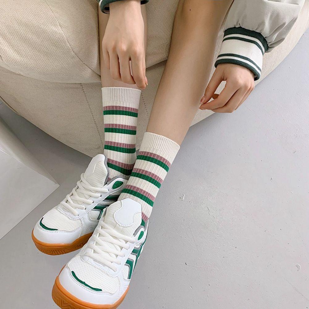Vớ Thể Thao Họa Tiết Kẻ Sọc Thêu Hình Dễ Thương Thời Trang Thu Đông Cho Nữ