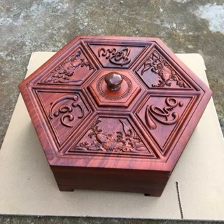 Khay đựng bánh kẹo bằng gỗ cao cấp