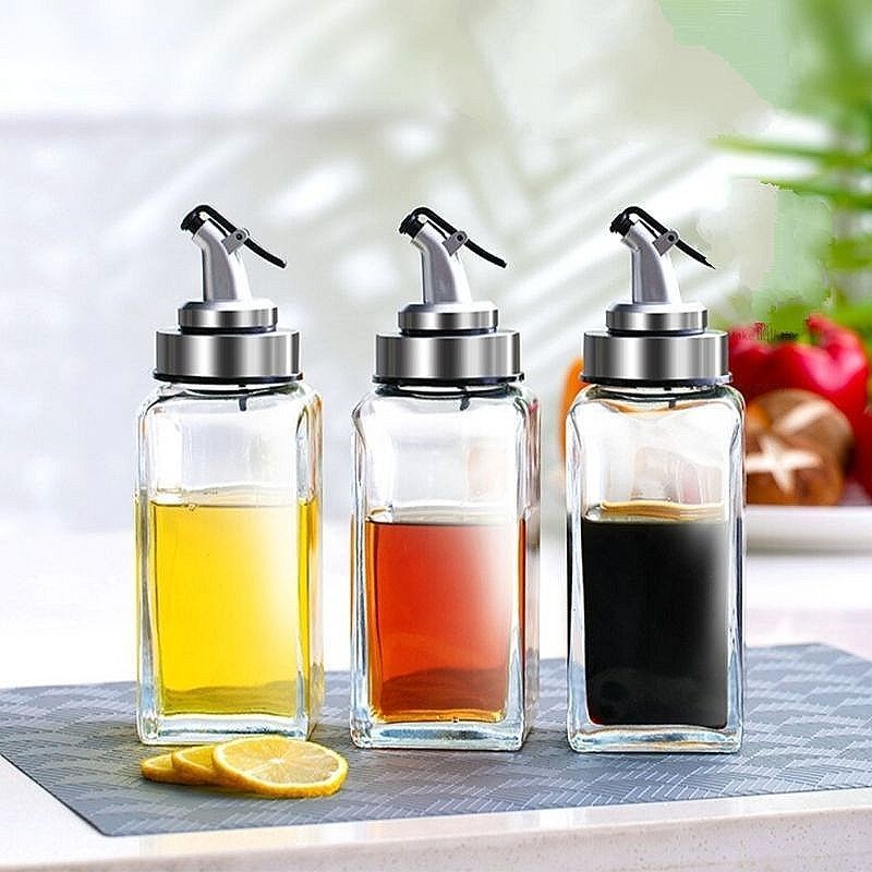 Chai Đựng Gia Vị Thủy Tinh Thân Vuông Vòi Rót Bấm Tay 150ML đến 500ML Trong Nhà Bếp