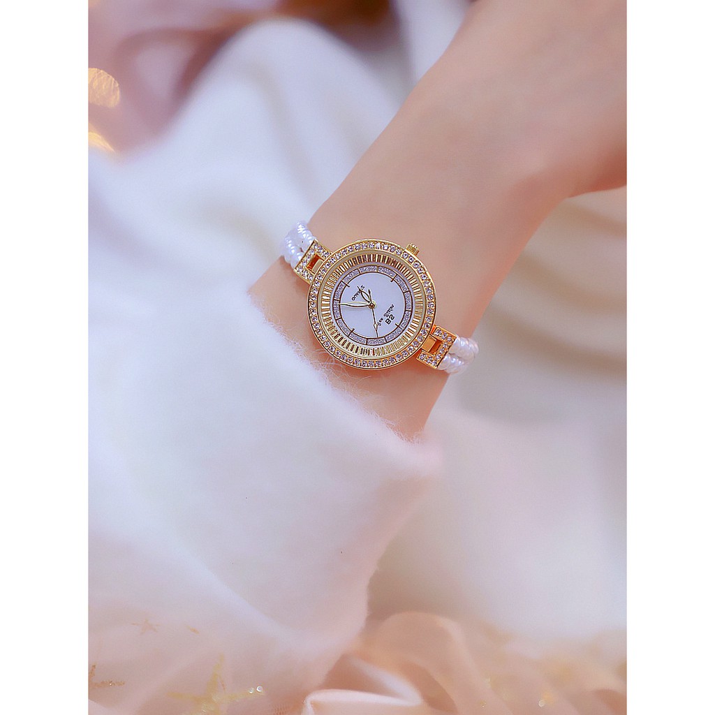 Đồng hồ nữ chính hãng Bee Sister mặt kim loại đính đá với dây ngọc trai độc đáo và sang trọng | BigBuy360 - bigbuy360.vn