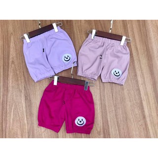 Quần kaki mặt cười