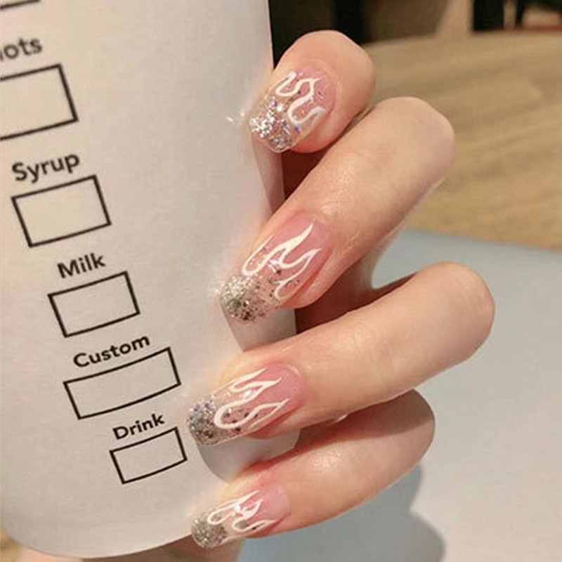 Hộp 24 Móng Tay Giả Trang Trí Kèm Keo Dán