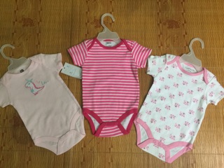 Body cộc bé gái