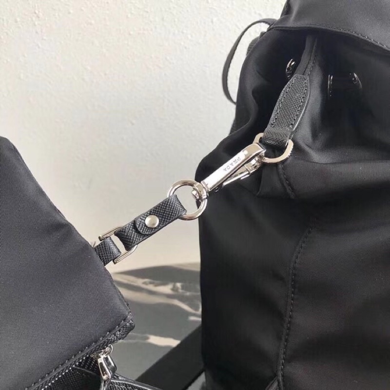 Balo nữ thương hiệu Prada dòng Saffiano cao cấp size 30 kèm ví dài hàng vip 1-1