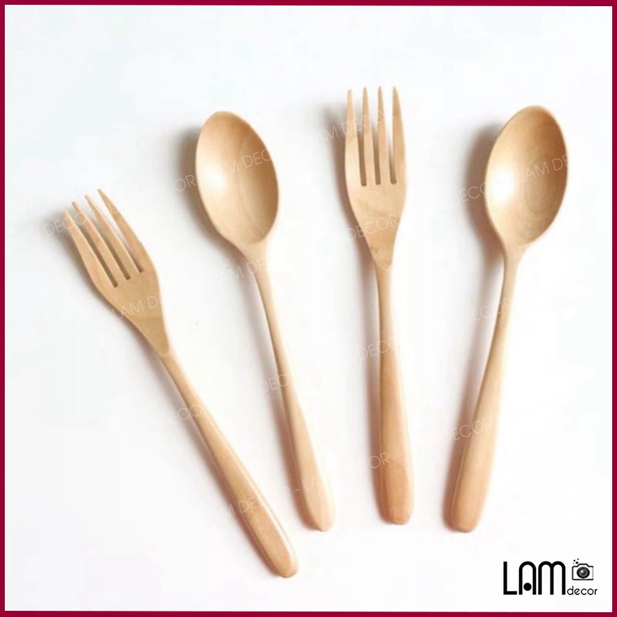 Thìa nĩa gỗ dùng để trang trí hoặc để ăn, gỗ sạch an toàn