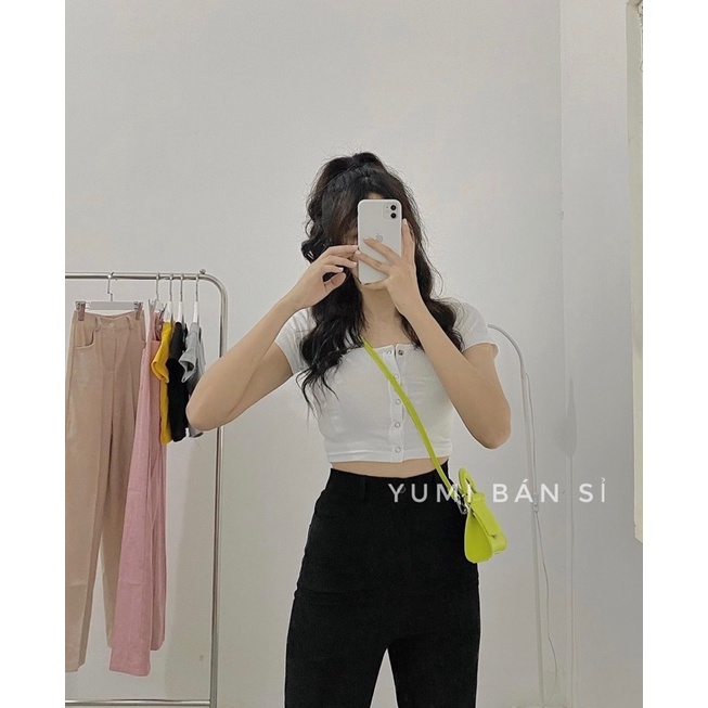 Áo Croptop Tay Ngắn Nút Bấm Chất Gân Co Giãn Ôm Body Siêu Hot 2022 ( ảnh thật ở cuối )