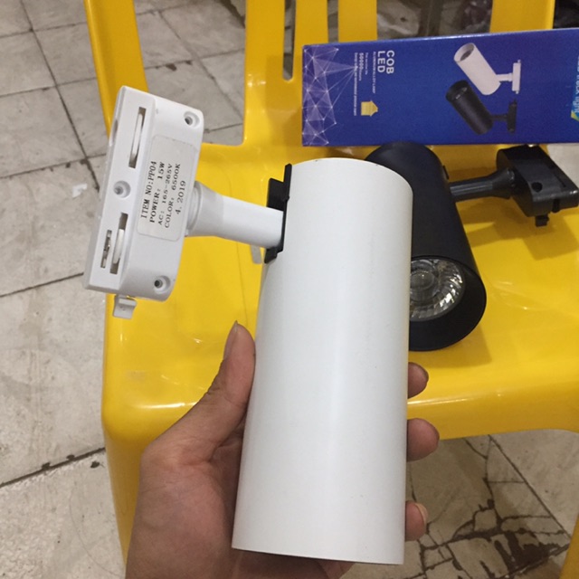 Đèn chiếu ống bơ