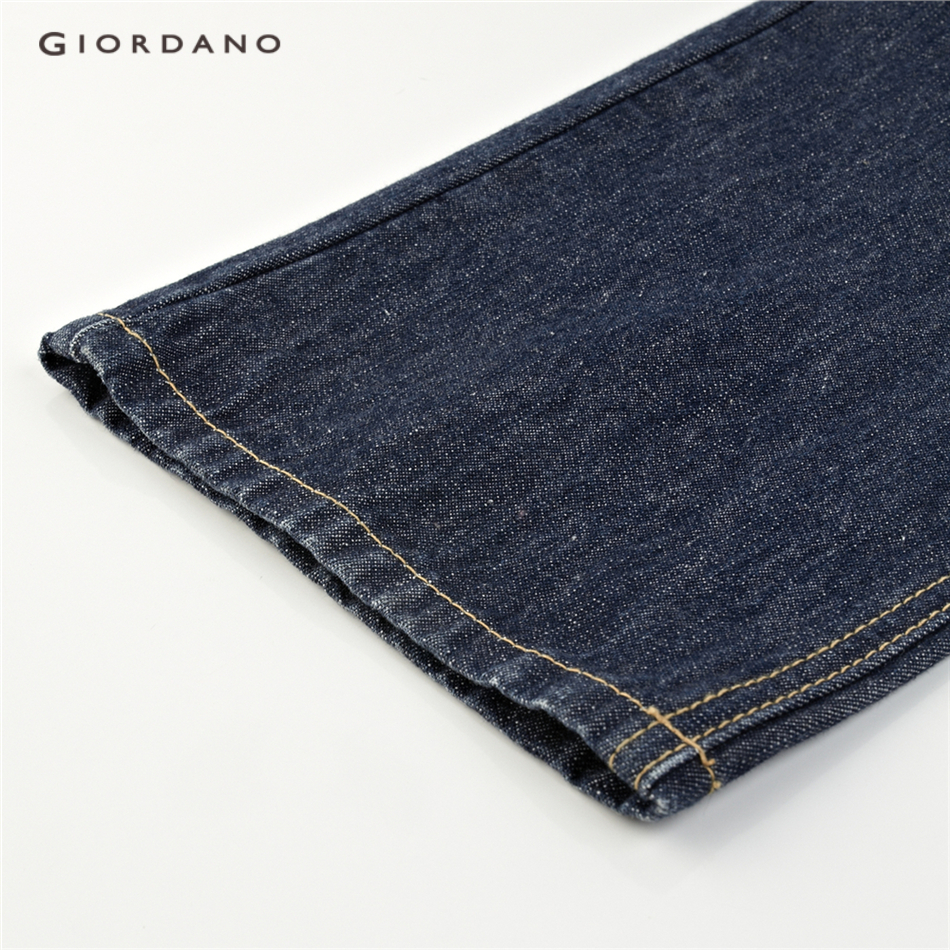 Quần jeans dài GIORDANO 01111512 thiết kế trẻ trung thời trang cho nam