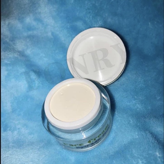 Kem Face P1 (Của Ponry - Kèm quà tẩy tế bào chết - Son Kem - gương mini) | BigBuy360 - bigbuy360.vn