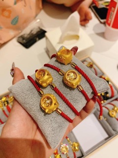 🎀 Lắc Heo Vàng Lưỡi Hái 🎀
