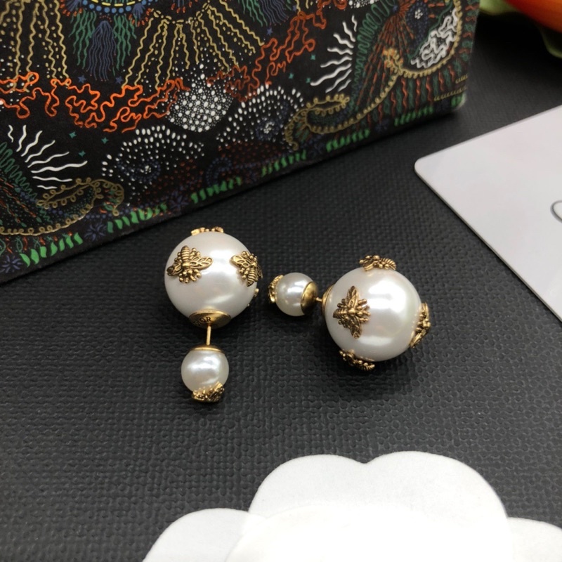 Bông tai cao cấp Dior