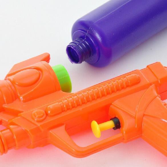 Đồ chơi súng nước mini dài 17cm phù hợp cho bé nhỏ 2-3 tuổi.
