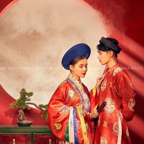 Áo Khoác Long Bào, Mãng Bào ,Áo Ngũ Thân Tay Chẽn gấm in vân chìm Cho Các Chàng Ngày Lễ,Cưới,Hỏi Dịp Dạ hôi