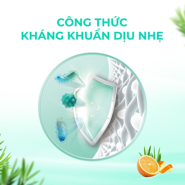 Nước Xả Vải Em Bé Comfort Kháng Khuẩn Dịu Nhẹ Túi 2.4 - 2.8Lít