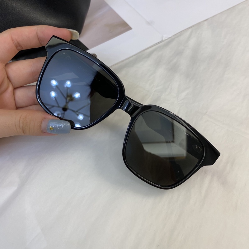 Kính mát gọng vuông phong cách đường phố Hàn Quốc thời trang