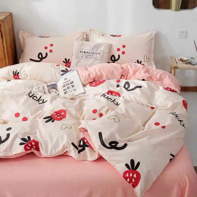 Bộ Chăn Ga Gối Dâu Tây Lucky Cotton Poly