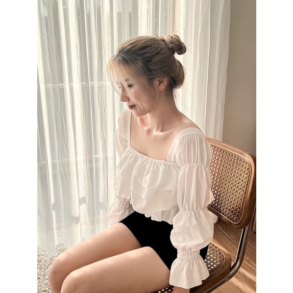 Áo voan cổ vuông bèo tầng tay bo