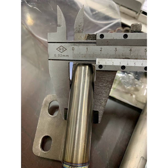 Tay xách-cảng sau Titan GR5 mối hàn mũi tên loại vểnh dành cho Wave 50cc, 100, 110