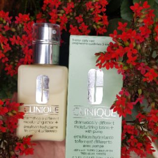 Gel cấp ẩm Clinique có sẵn