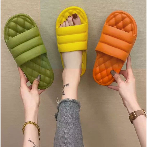 Dép đi biển Đế Dày 4mm Thoải Mái Chống Trượt Dễ Dàng Sử Dụng Cho Nữ