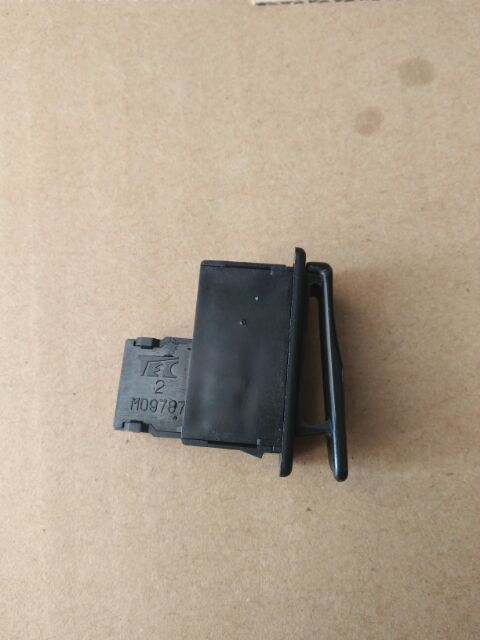 Nút kèn zin Sh150i 2008