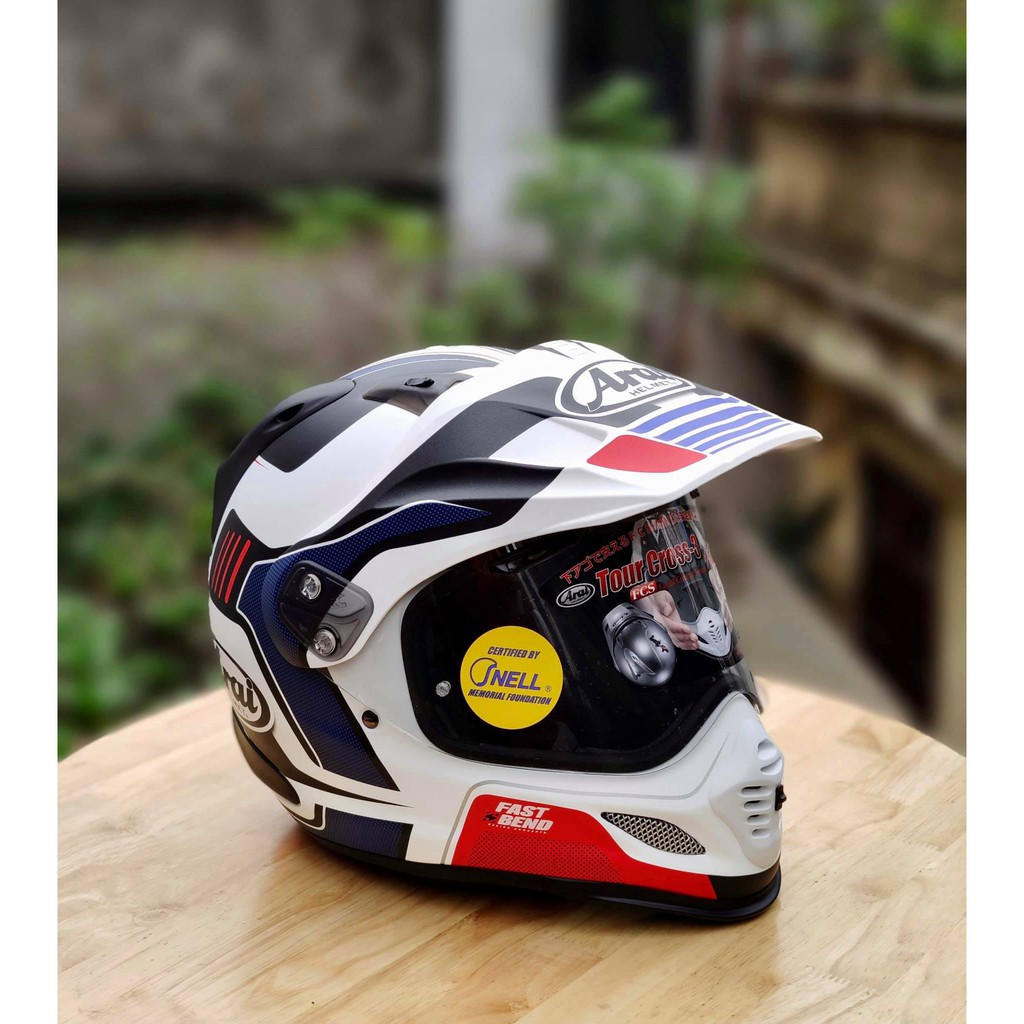 Mũ bảo hiểm Arai Tour Cross 3 ADV/Dual-sport