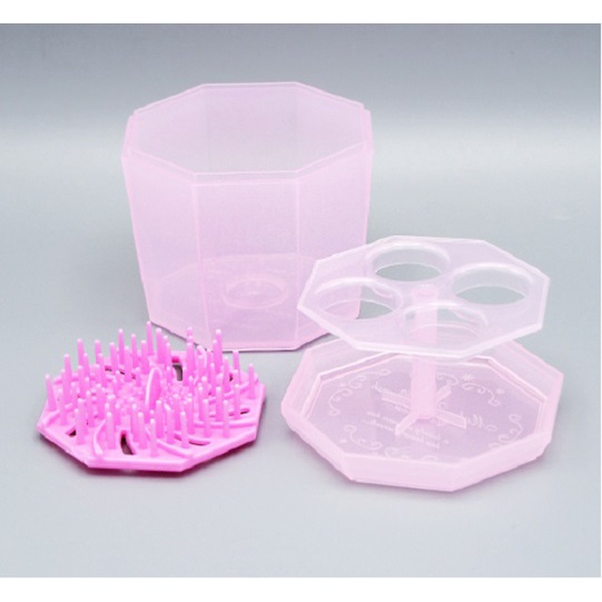 Daiso Dụng cụ làm sạch cọ trang điểm