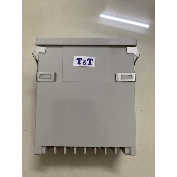 đồng hồ điều khiển nhiệt độ E5EN - YR40K 220V