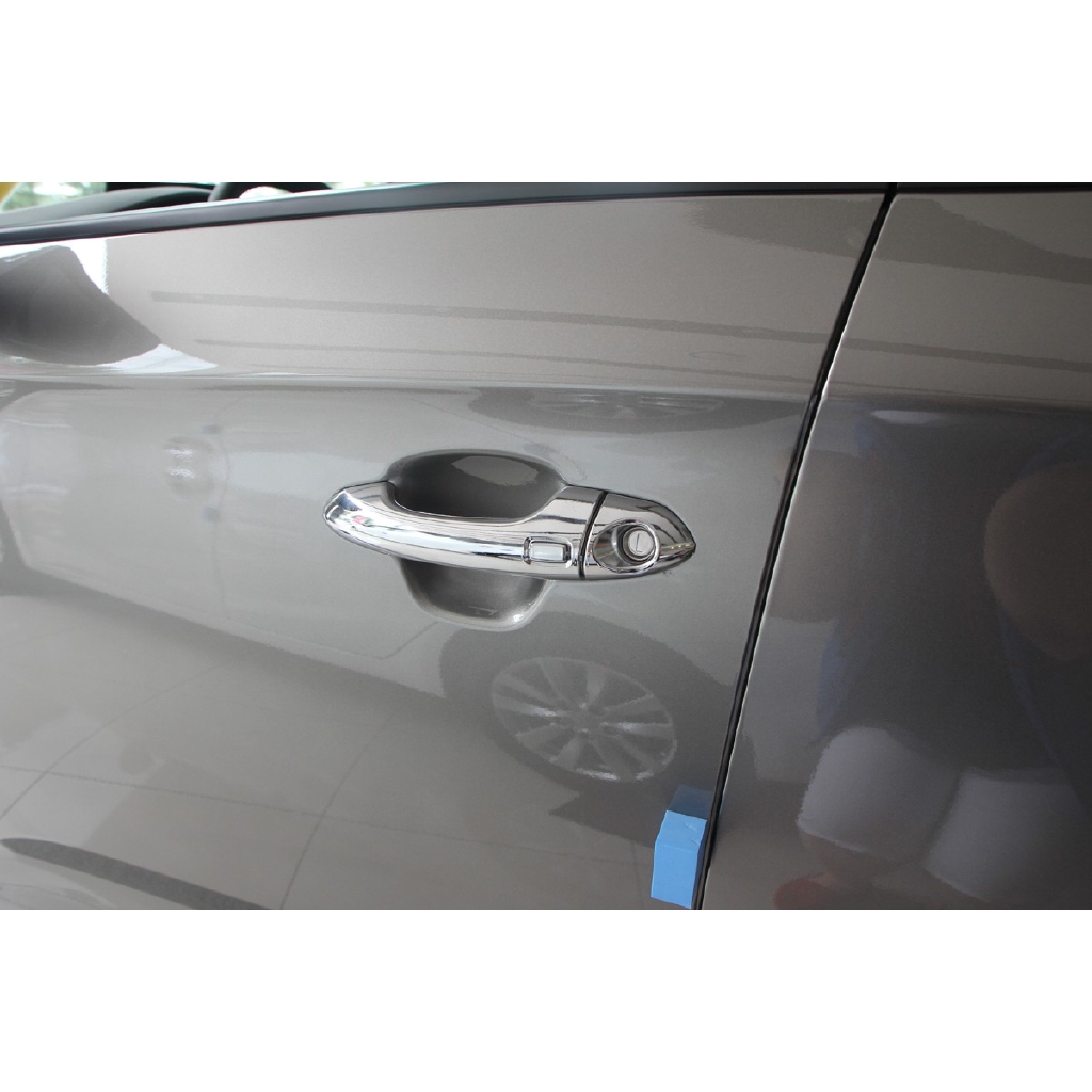 Ốp tay nắm cửa Kia Rondo