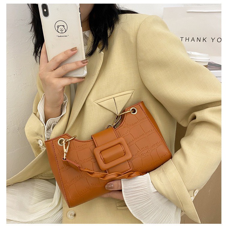 Túi Xách Nữ ❤️FREESHIP❤️ Túi Xách dáng dài kẹp nách dây đan chéo phối móc cài điệu đà xinh xắn mã 2097 | BigBuy360 - bigbuy360.vn