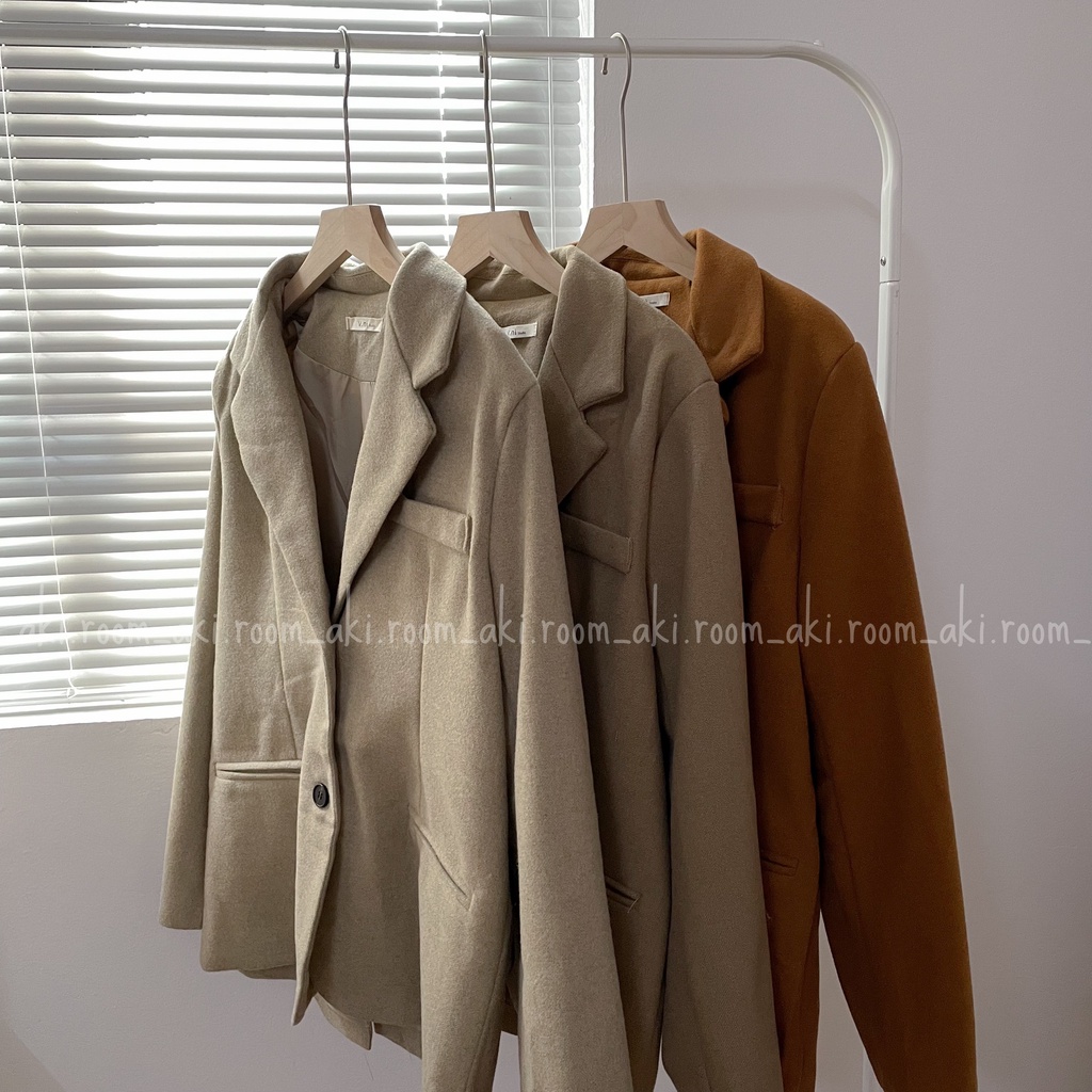 Áo khoác vest dạ hai khuy túi ngang giả
