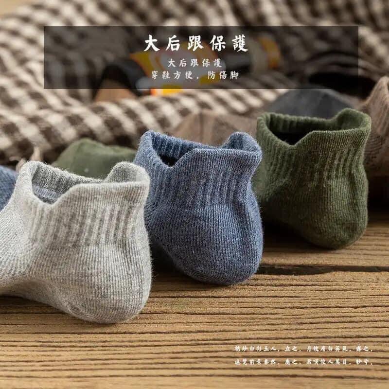 Tất Nam Cổ Ngắn Chất Cotton Co Giãn Thoáng Khí Thấm Hút Tốt, Vớ Nam Trơn Nhiều Màu Hàng Quảng Châu - TN01