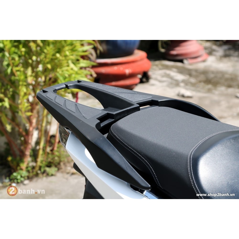 Tay Dắt Cảng Sau Sh 300i Chính Hãng Zhi.Pat ( Sh 2010-2020)