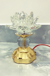 Đèn thờ pha lê 27 ( xoay 360 độ)