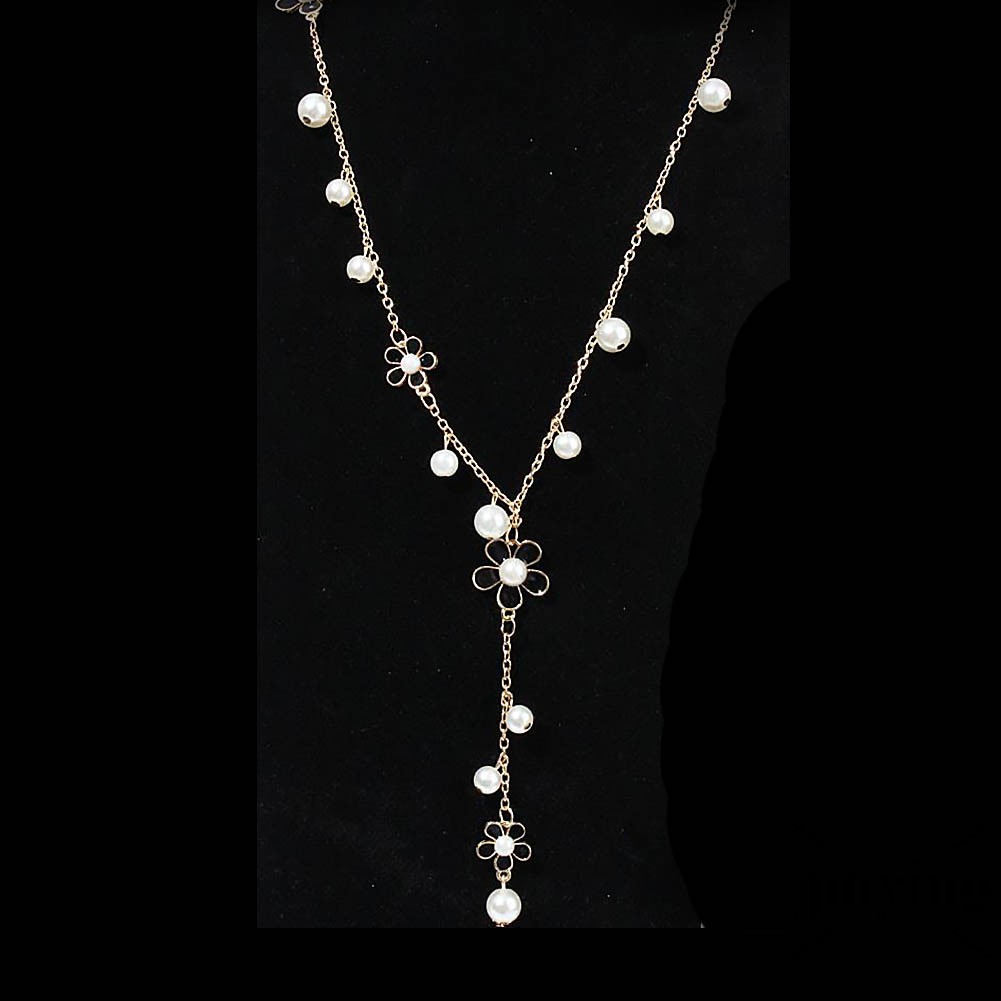 GETNOIVAS Dây chuyền mặt hoa năm cánh đính hạt ngọc trai nhân tạo