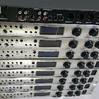 Vang số cơ DK8000