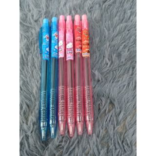 Bút bi Doraemon, Kitty và xe mực xanh , 2 cây/túi (SP000127)