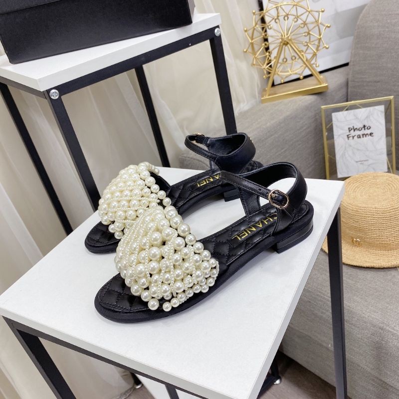 dép sandal nữ có quai đính hạt ngọc mũi tròn cực xinh 𝘾𝙝𝙖𝙣𝙚𝙡