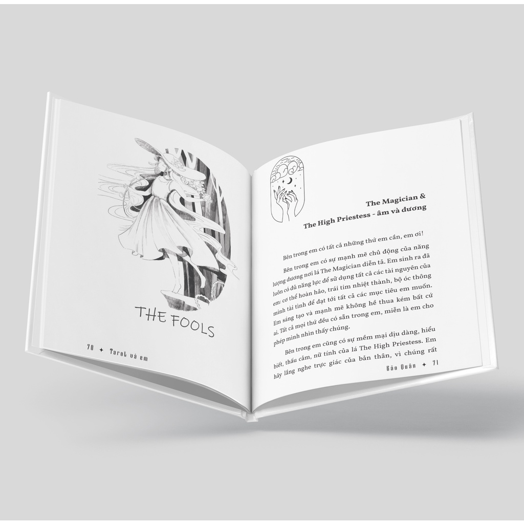 Sách - Tarot Và Em (Tặng kèm 1 bookmark)