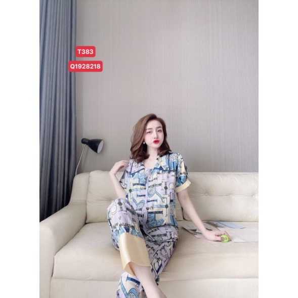 Bộ pijama tay ngắn cổ nhọn mango mềm mát