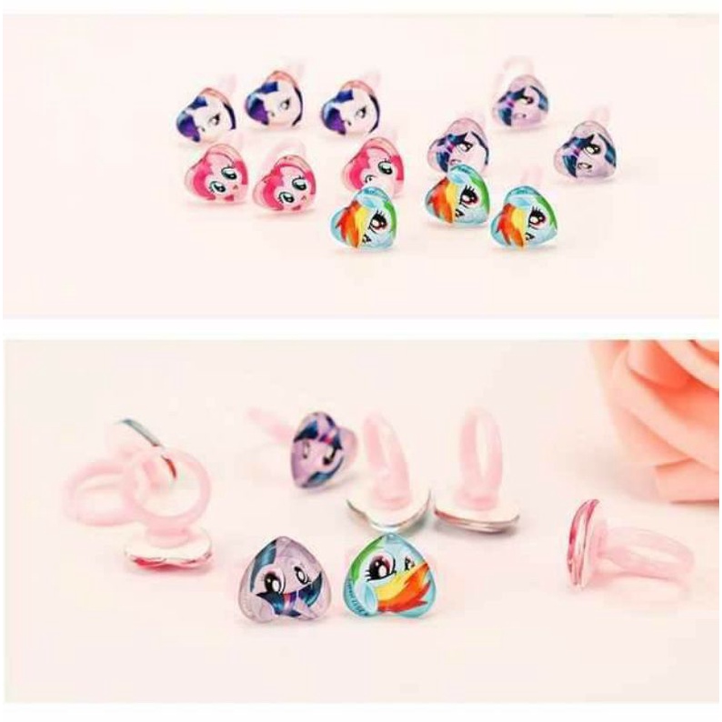 Nhẫn đeo tay hoạt hình pony