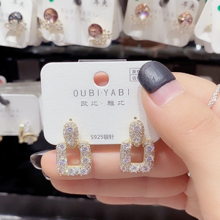 Khuyên Tai Bạc 925 Hình Vuông Lấp Lánh Sang Trọng Phong Cách Hàn Quốc