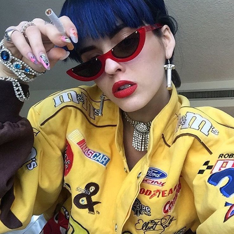 Kính mát tròng trong suốt phong cách trẻ trung cá tính dành cho nữ